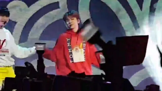 [VK][180617] MONSTA X fancam - Only You (Kihyun focus) @ The 2nd World Tour: The Connect in London