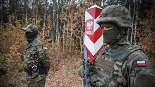 Политолог — о трех сценариях развития ситуации с беженцами на границе Беларуси и ЕС