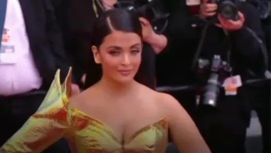 Cannes 2019  Aishwarya Rai Bachchans golden mermaid avatar in a Jean-Louis Sabaji creation