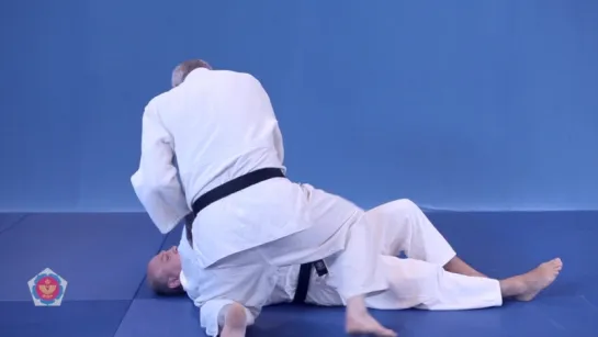 ushiro-kesa-gatame