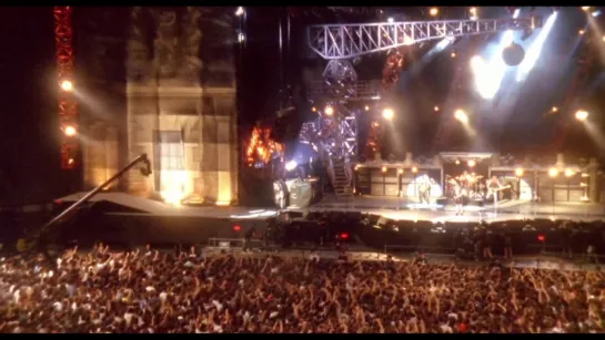 AC/DC - Shot Down In Flames (Live At The Plaza De Toros De Las Ventas, Madrid, 10.07.1996)