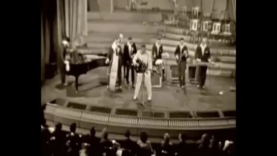 Bill Haley and the Comets - The Saint RockNRoll _ Shake Rattle And Roll (live