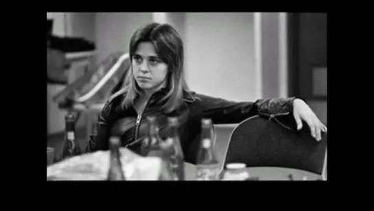 SUZI QUATRO STICKS AND STONES