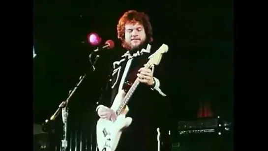 Bachman Turner Overdrive - You Aint Seen Nothing Yet 1974 Video Sound HQ