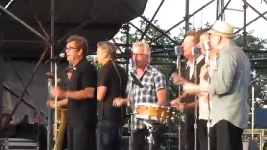 Huey Lewis and the News Little Bitty Pretty One