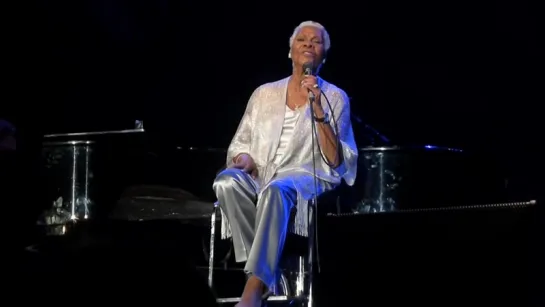 Dionne Warwick in Manchester  Oct '29 - 'I Say a Little Prayer' & 'Alfie'