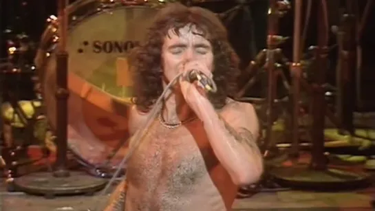 AC_DC - T.N.T, 1975 (Live In London 27.10.77)