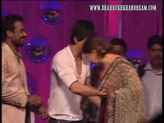 Shahrukh On 'Jhalak Dikhhla Jaa' Sets