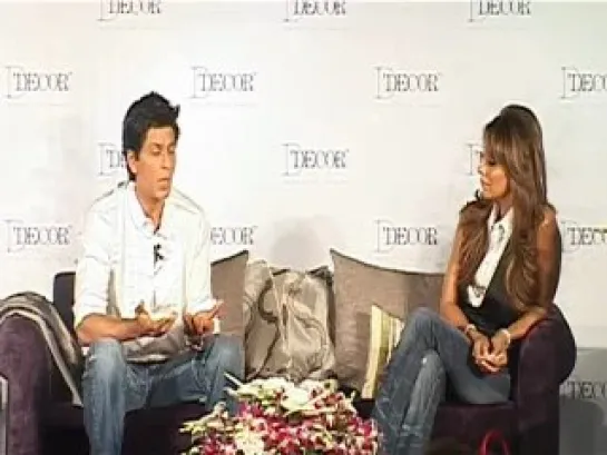 Shahrukh and Gauri on Decor Press-Conference