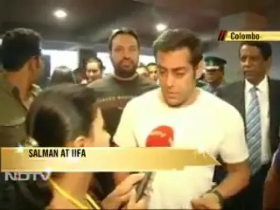 Salman at IIFA 2010 Sri lanka ( no translation)