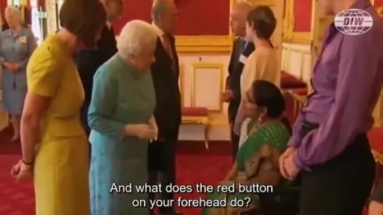 The Queen caught being rude.