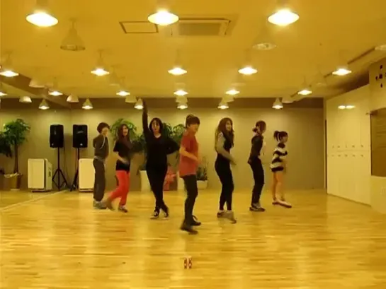 [Loen Official Clip] T-ARA Lovey-Dovey Shuffle Dance Rehearsal