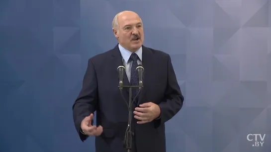 Лукашенко о коронавирусе: Хайпануть сейчас модно, психоз подогреть! Мы начали отлавливать таких!