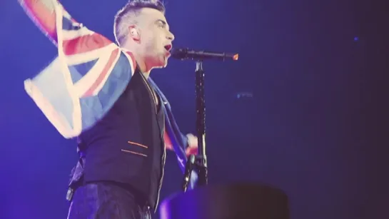 "Sydney, I'm coming to get you" -Robbie Williams 2015