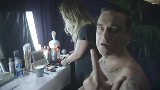 Robbie Williams - Australian backstage 1