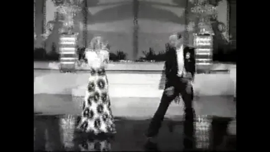 "Shall We Dance"  / "Потанцуем?","Давайте потанцуем" (1937)