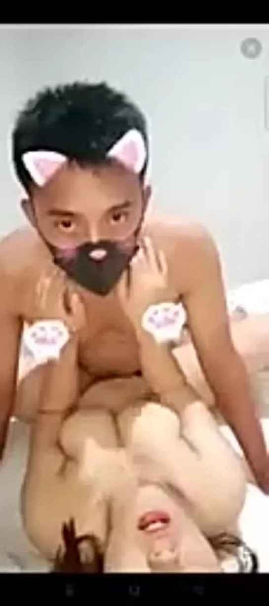 Naura_Ngentot_Sama_Satpam_Di_Kantornya_-_Streamtape.com.mp4