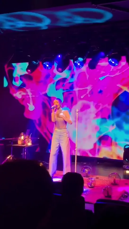 [FANCAM] 190927 HYOLYN @ HYOLYN THEATRE LIVE [Slowly... Becomin' A Grown Up]