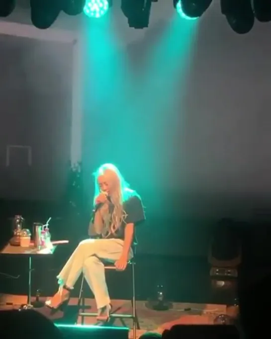 [FANCAM] 190927 HYOLYN - Lonely @ HYOLYN THEATRE LIVE [Slowly... Becomin A Grown Up]