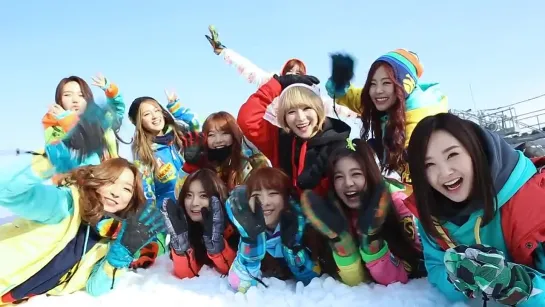 Dal Shabet & MINX - Rockin' Around The Christmas Tree