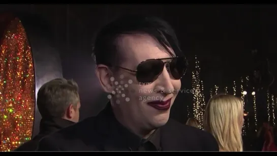 Marilyn Manson - "I hate Christmas..." [The Fashion Awards, 05.12.2016]