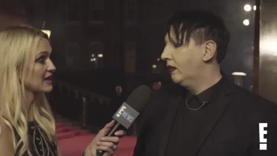 Beauty hacks with Marilyn Manson, live from the Fashion Awards [05.12.2016]