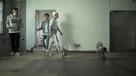 [FULL] Reebok Classic X AOMG THE TIME IS NOW