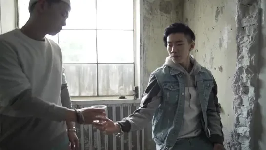 Reebok Classic X AOMG   [THE TIME IS NOW Part. 1]