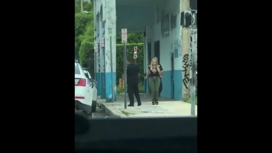 Kathy Ferreiro detenida por policías