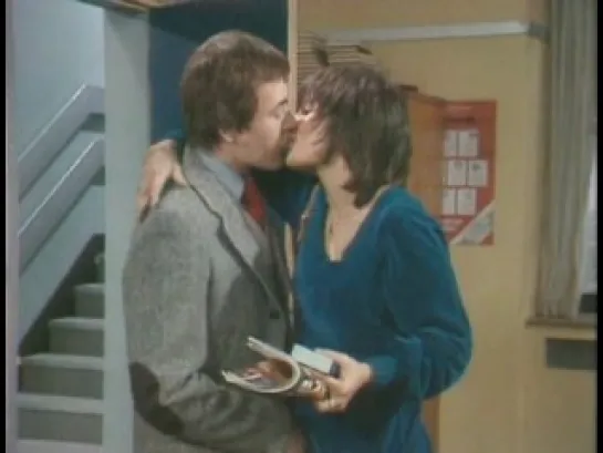 Mind Your Language - 3x04 - Just the Job