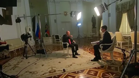 Путин рассказал о _мине замедленного действия_, заложеной в Конституции СССР