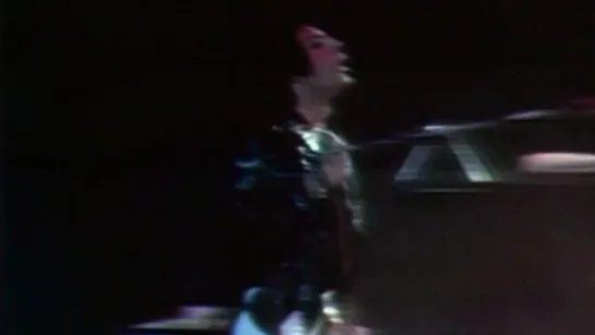 Queen -We Will Rock You (Fast Live Version)_720p