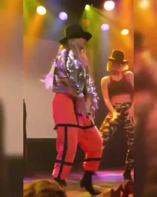 [FANCAM] 190531 HYOLYN - Havana @ 2019 1st World Tour TRUE (Amsterdam)