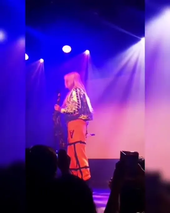 [FANCAM] 190531 HYOLYN - Chandalier (Sia Cover) @ 2019 1st World Tour TRUE (Amsterdam)2