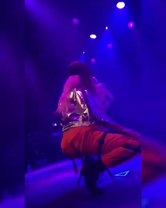 [FANCAM] 190531 HYOLYN - Dally @ 2019 1st World Tour TRUE (Amsterdam)