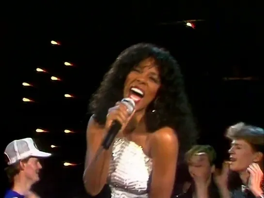 Donna Summer - She Works Hard For The Money (Musikladen, German TV) (1983)