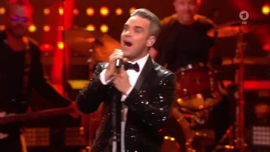 Robbie Williams opens BAMBI 2016 - 17/11/2016