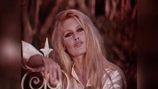 Brigitte Bardot ♫ La Madrague (Antis Remix) Clip Montage