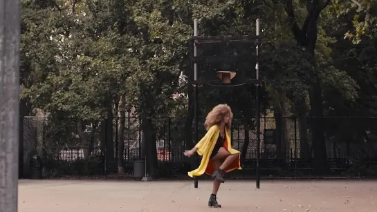 LION BABE - Jump Hi ft. Childish Gambino (KlipManiya)