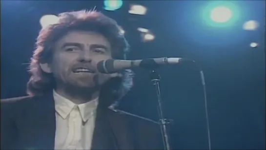 George Harrison & All Stars - While My Guitar Gently Weeps (Live at Wembley Arena in London, UK. 1987)