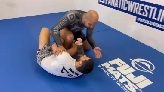 Matheus Diniz. Half Guard Sweep