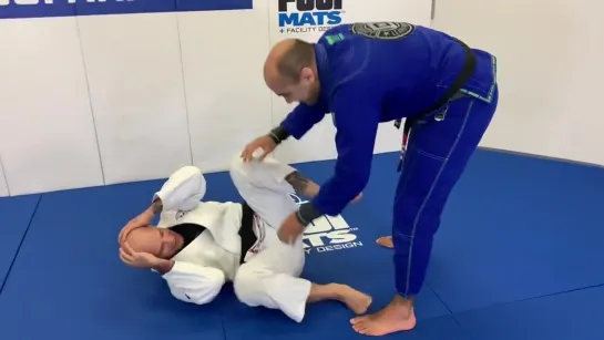 The Jiu Jitsu Drill That Xande Ribeiro Uses To Not Get His Guard Passed In Compe