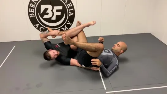 The Difference Between The BJJ Berimbolo With Gi And No Gi by Gordon Ryan