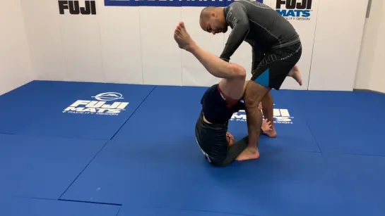 How To Do The Perfect Imanari Roll by Masakazu Imanari