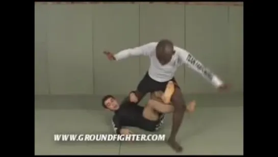 Marcelo Garcia. X-guard.