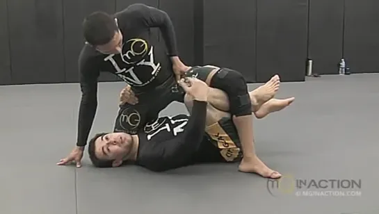 Marcelo Garcia. Свип из халфгарда. Гильотина.