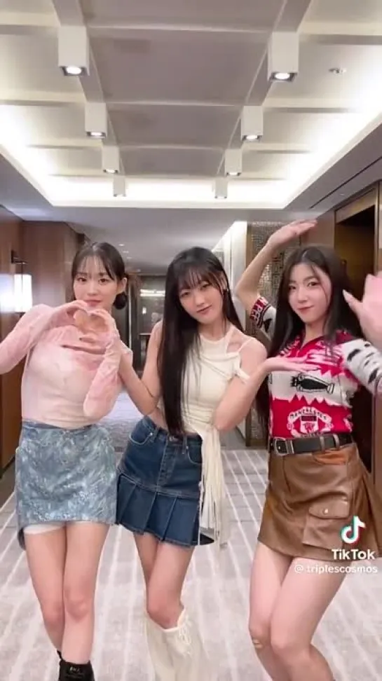 230906 triplescosmos - "Girls Capitalism" with LOVElution's Sohyun and Seoyeon ft. lovely Choerry sunbaenim