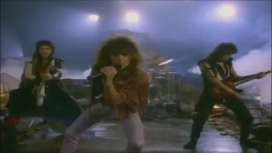 Bon Jovi - Runaway (0fficial Music Video) © 1984