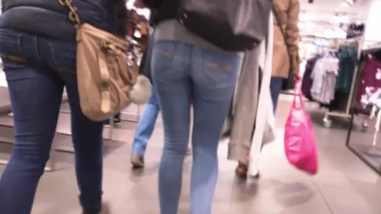 Sexy tight candid jeans ass - 2