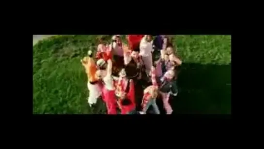 песня Chak De из фильма Ты и я / Hum Tum - Рани и Саиф